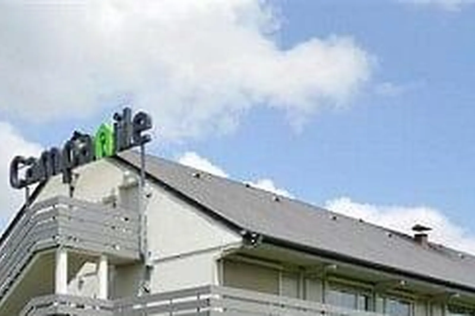 Lieux événementiels, CAMPANILE VERT SAINT DENIS***