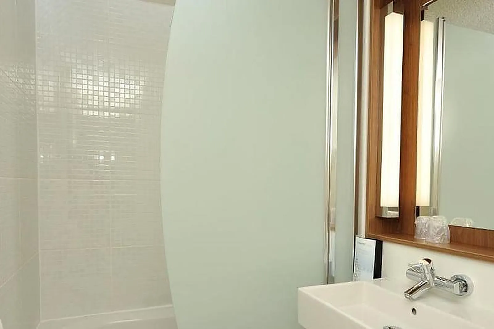 Lieux événementiels, CAMPANILE VILLENEUVE SAINT-GEORGES***