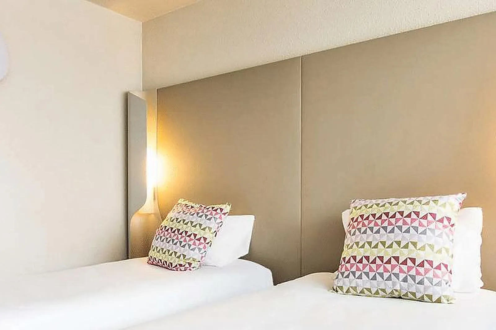 Lieux événementiels, CAMPANILE VILLENEUVE SAINT-GEORGES***