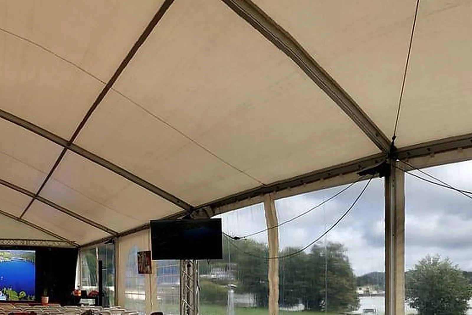 Lieux événementiels, CAMPING***** LE PRÉ BAS