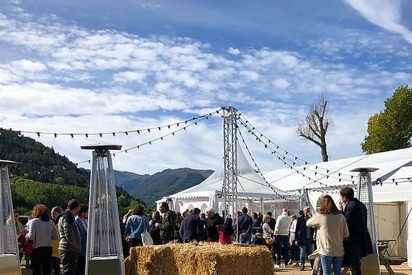 Lieux événementiels, CAMPING***** LE PRÉ BAS