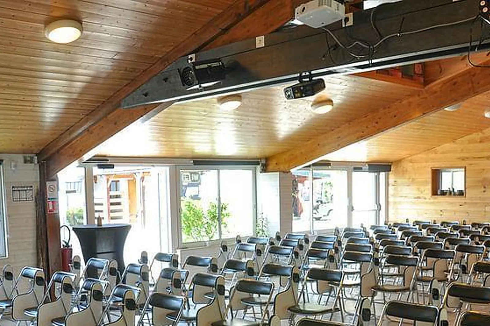 Lieux événementiels, CAMPING***** LE PRÉ BAS