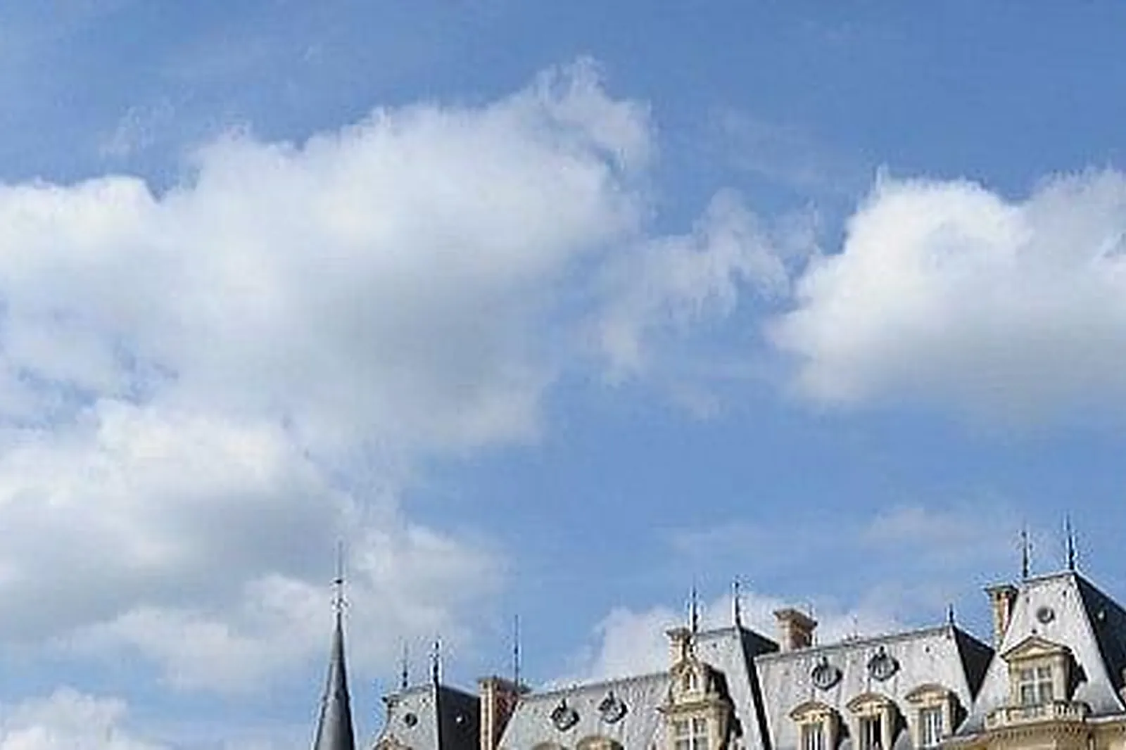 Lieux événementiels, CAMPUS SERGE KAMPF LES FONTAINES