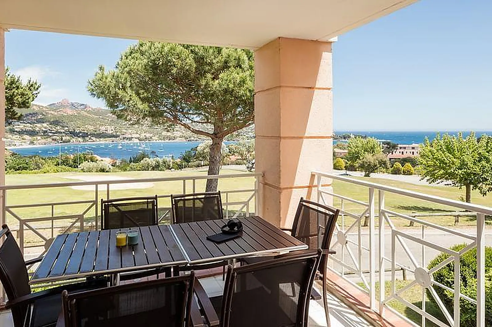 Lieux événementiels, CAP ESTEREL - PIERRE & VACANCES