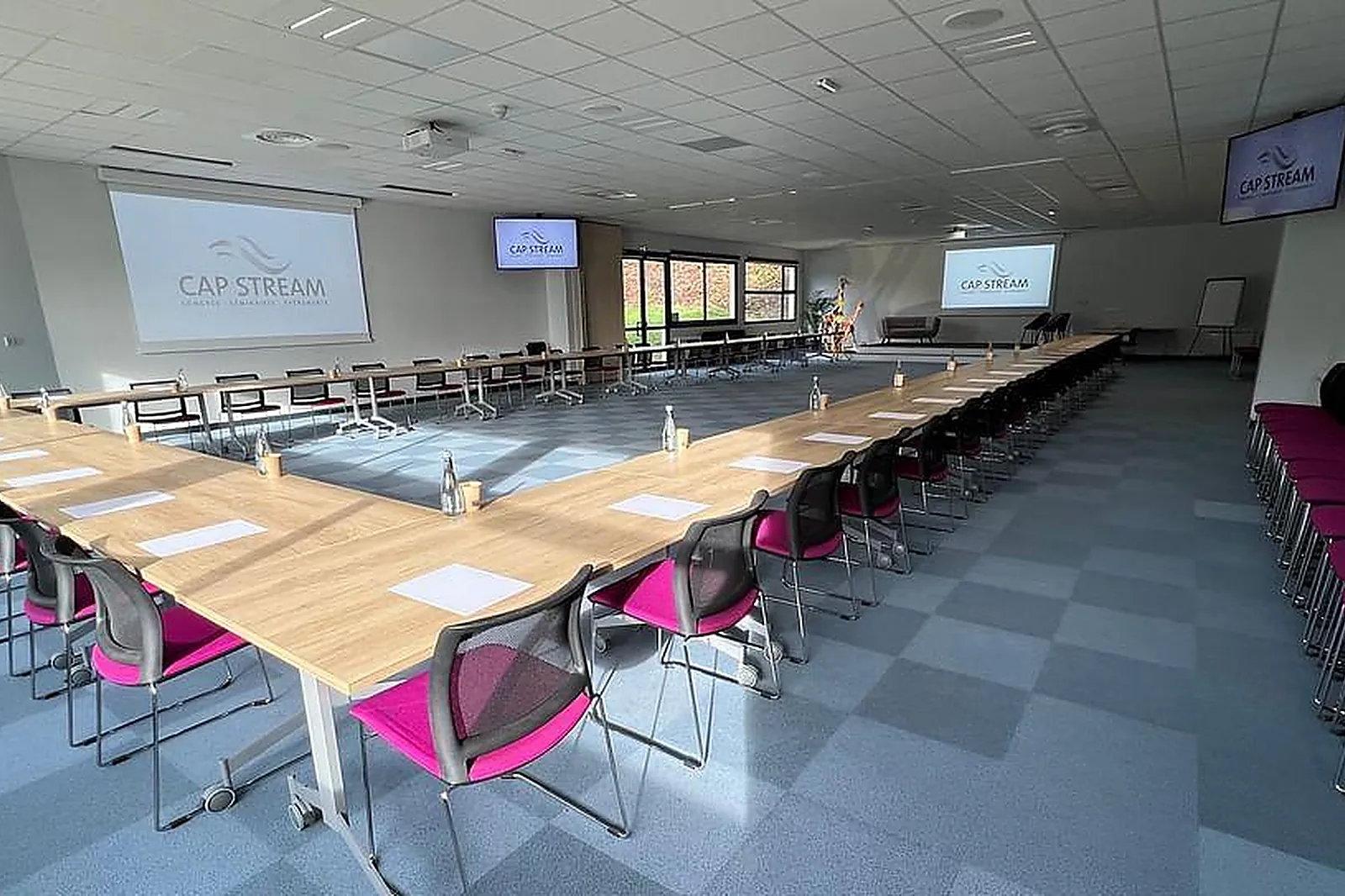 Lieux événementiels, CAP STREAM MESCOAT