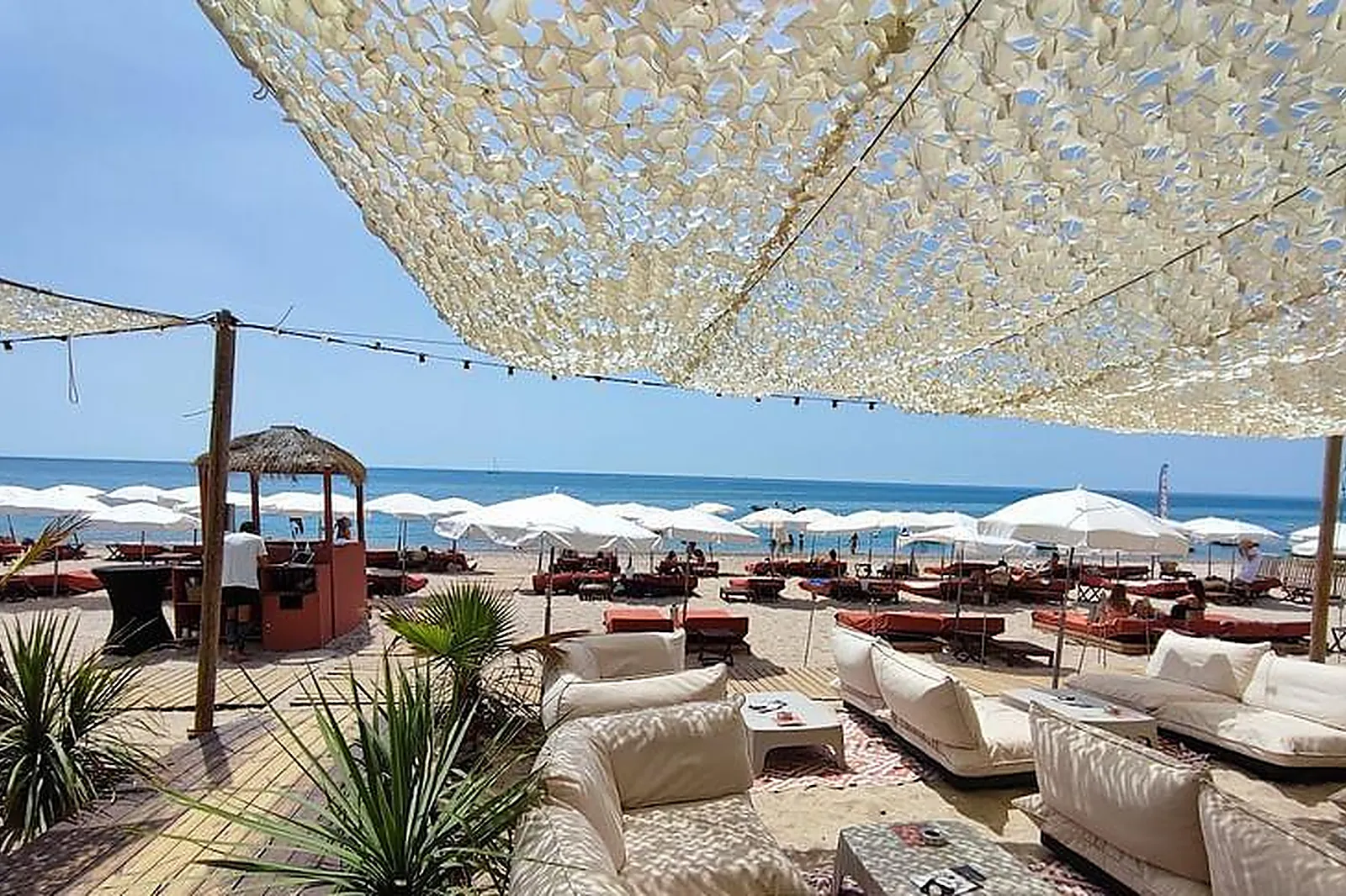 Lieux événementiels, CARRÉ MER PLAGE