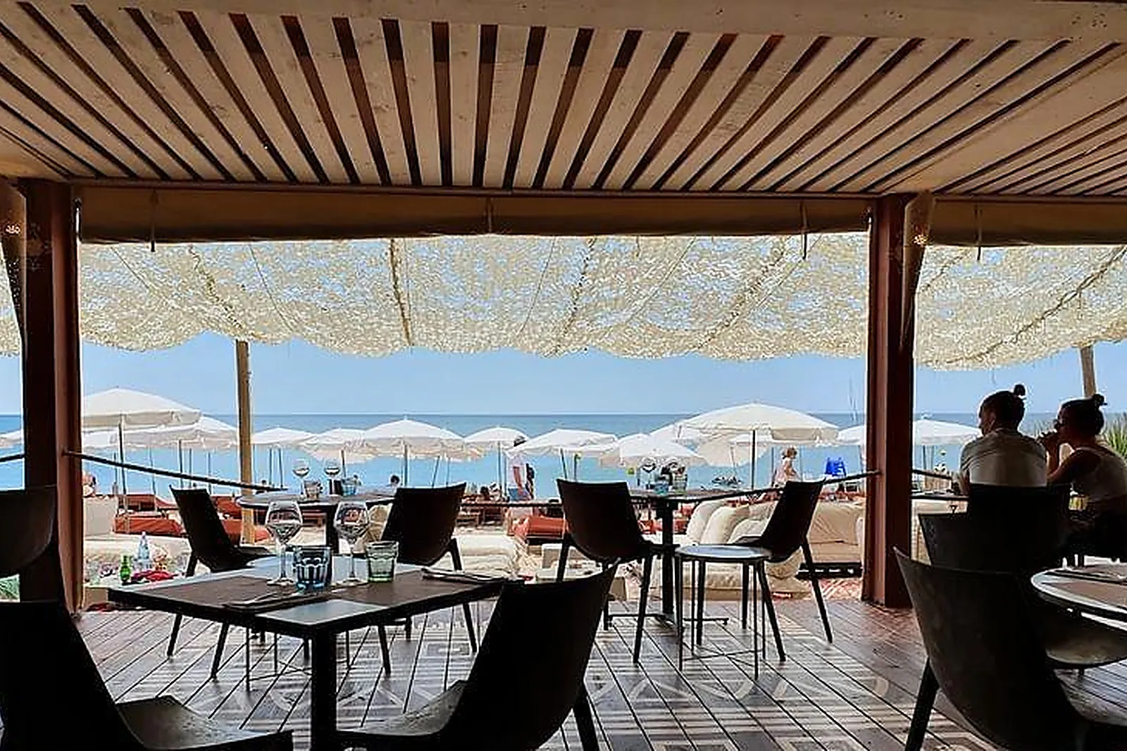 Lieux événementiels, CARRÉ MER PLAGE