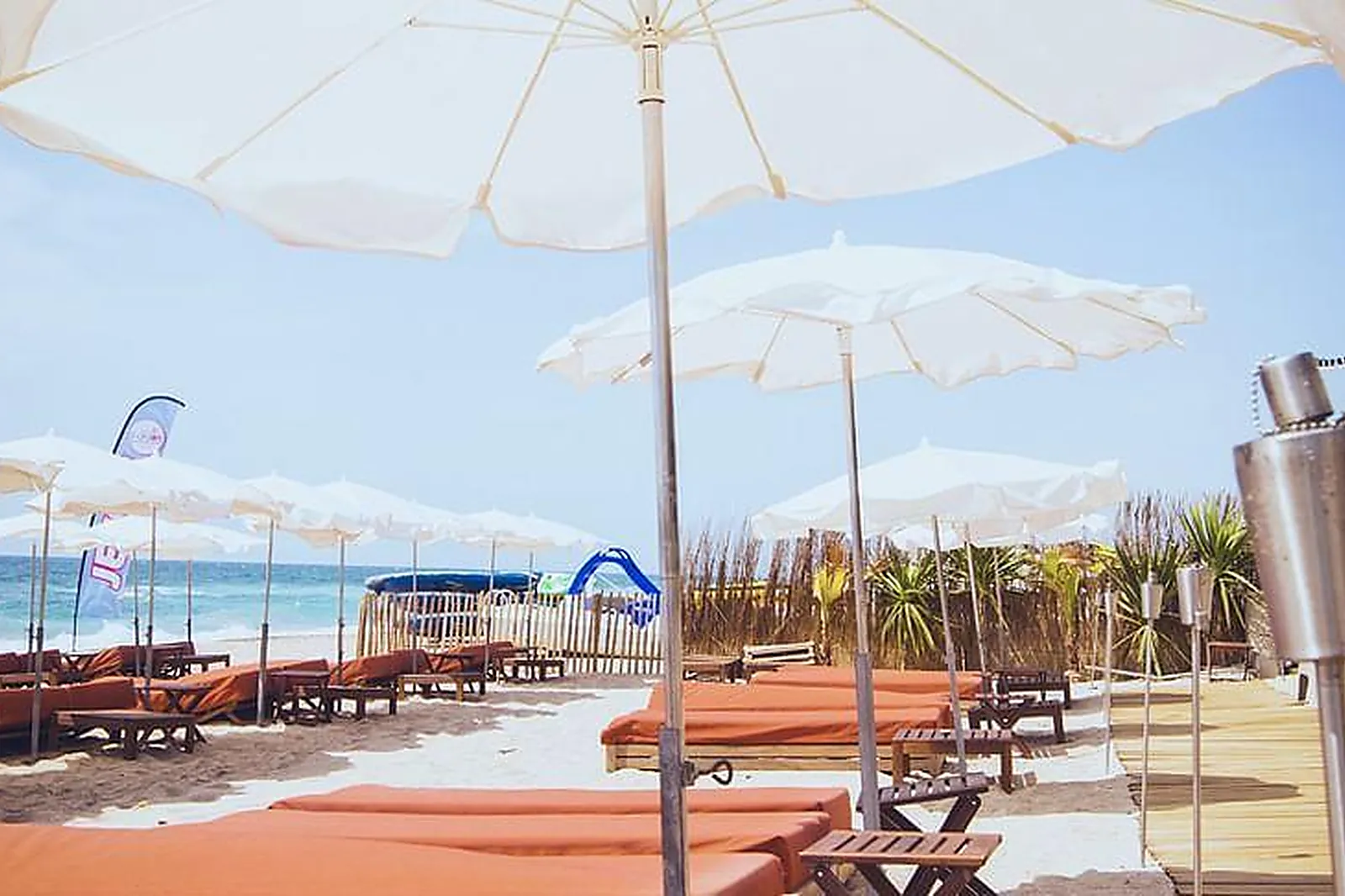 Lieux événementiels, CARRÉ MER PLAGE