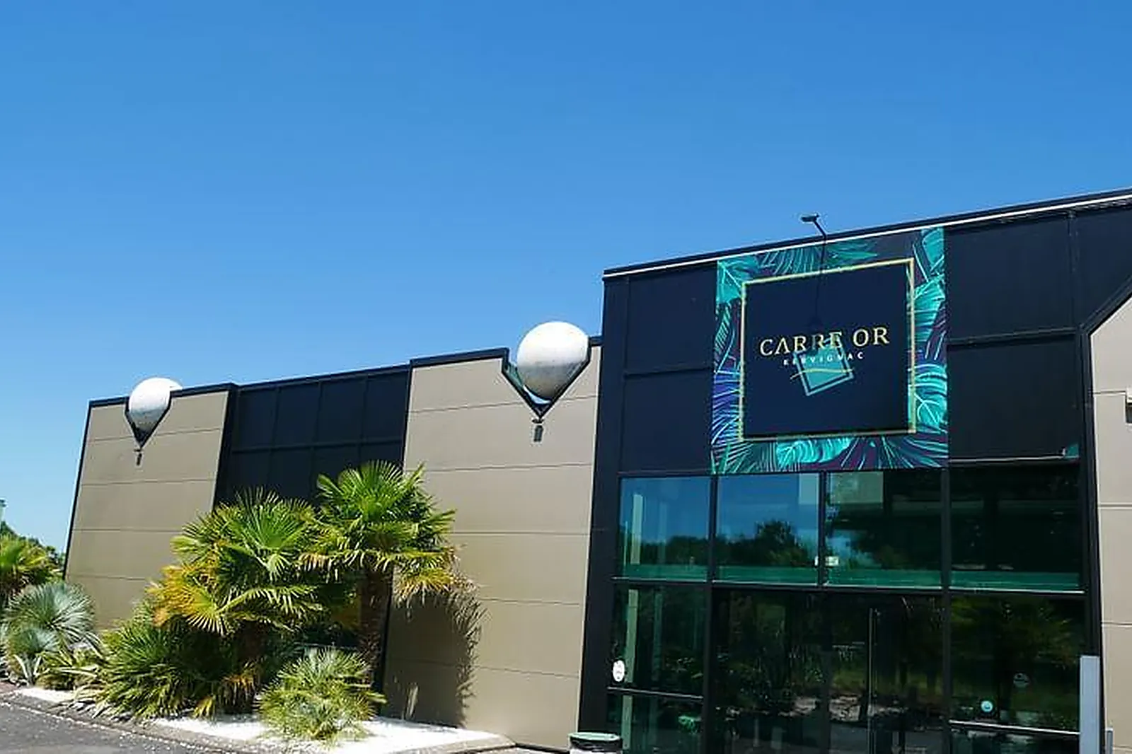 Lieux événementiels, CINEPOLE LOC