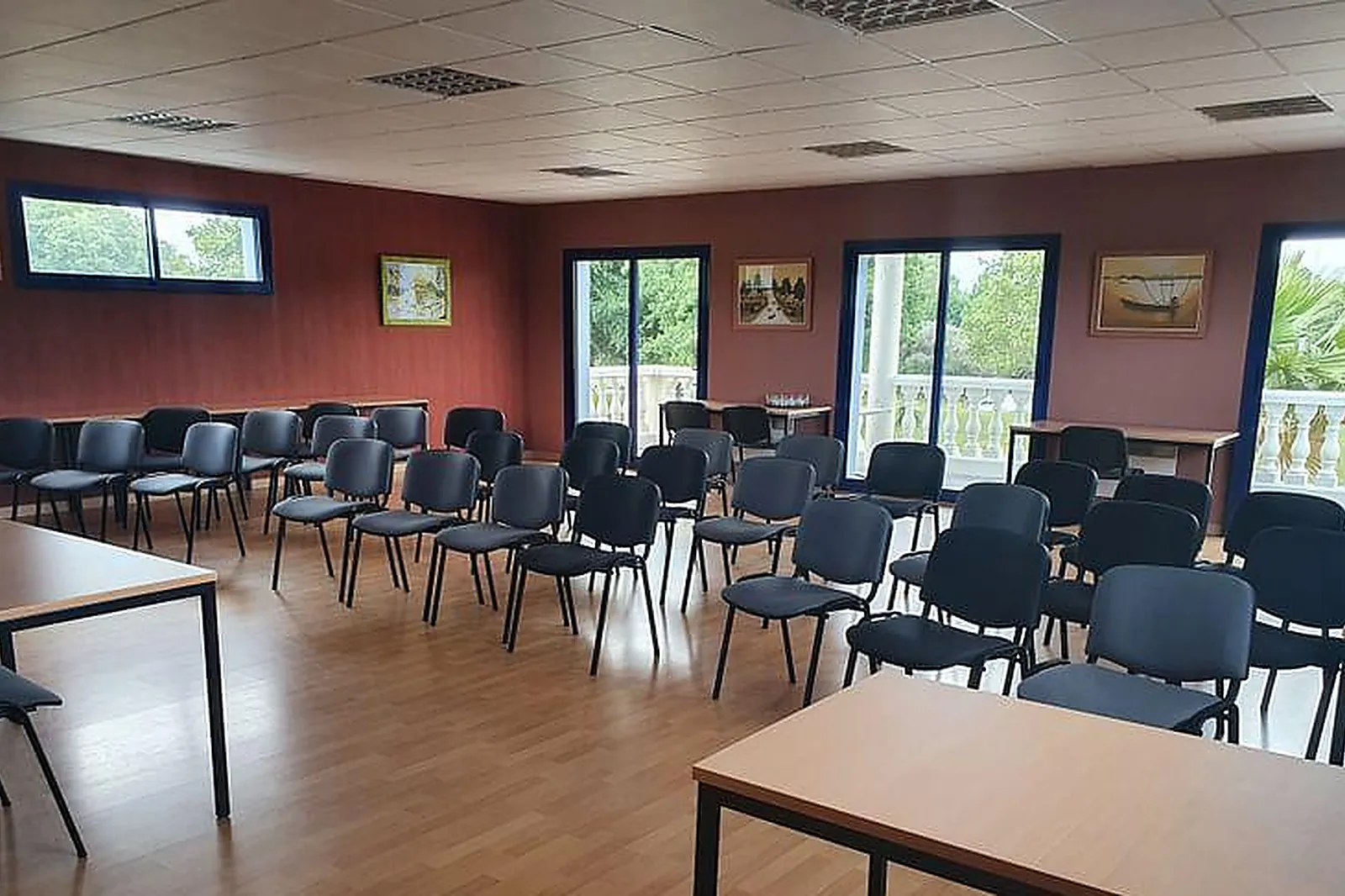 Lieux événementiels, CINEPOLE LOC