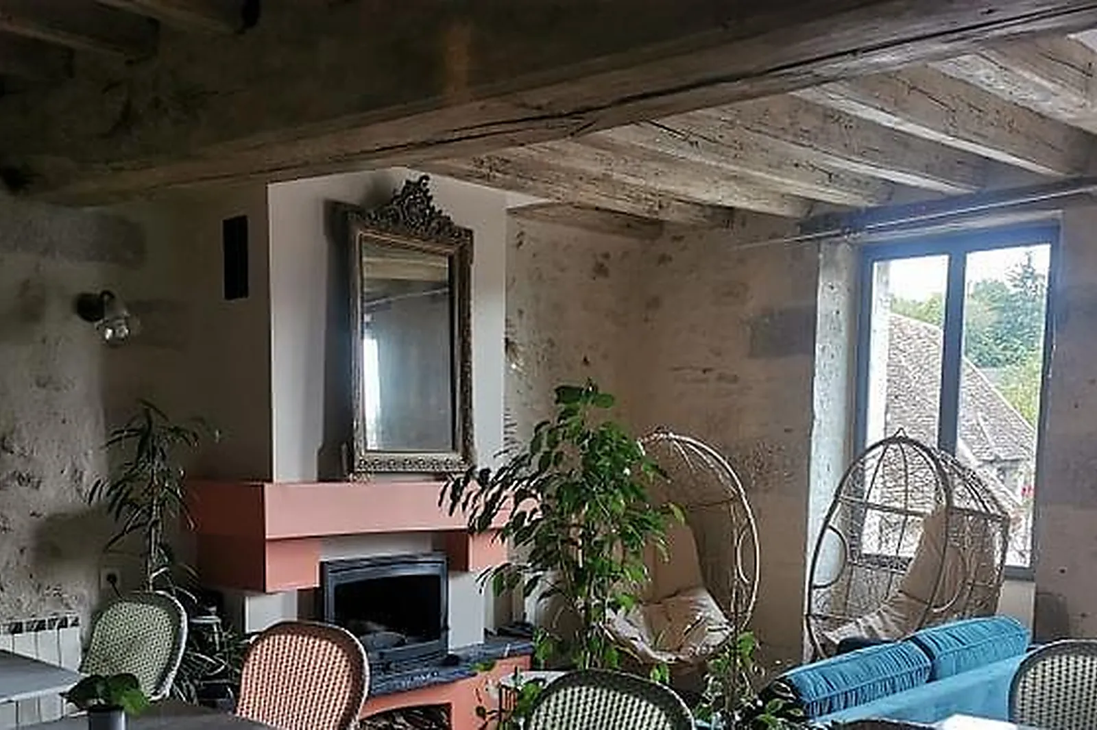 Lieux événementiels, CARRÉ DE DAMES