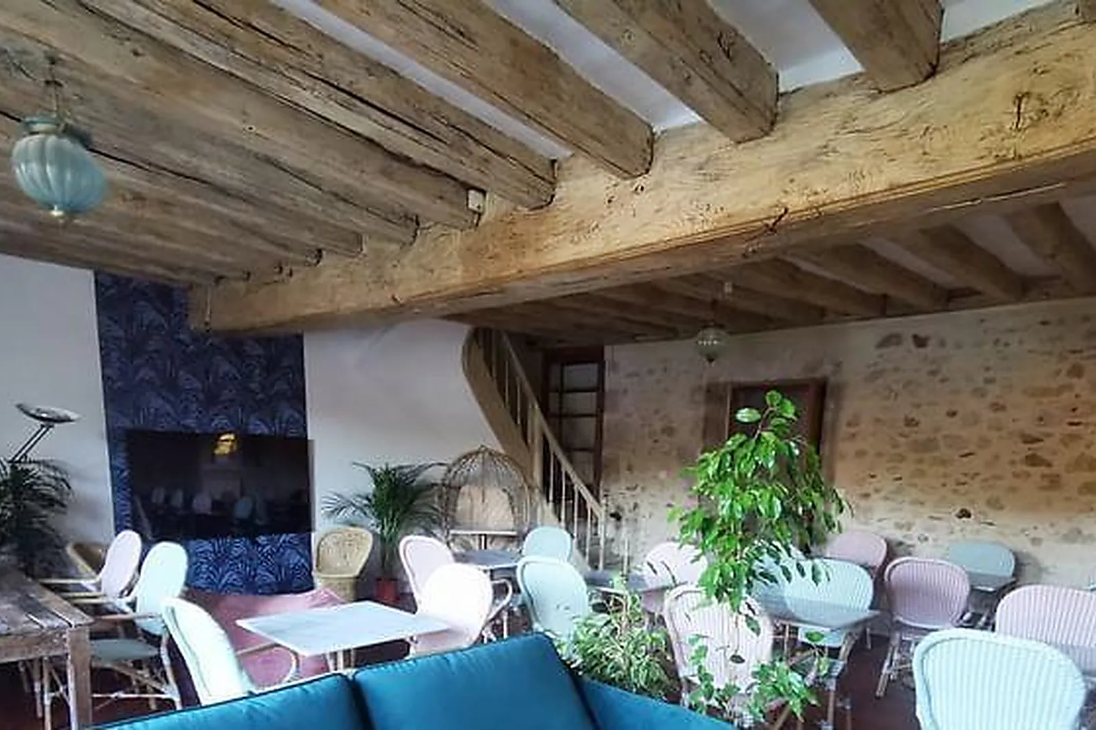 Lieux événementiels, CARRÉ DE DAMES