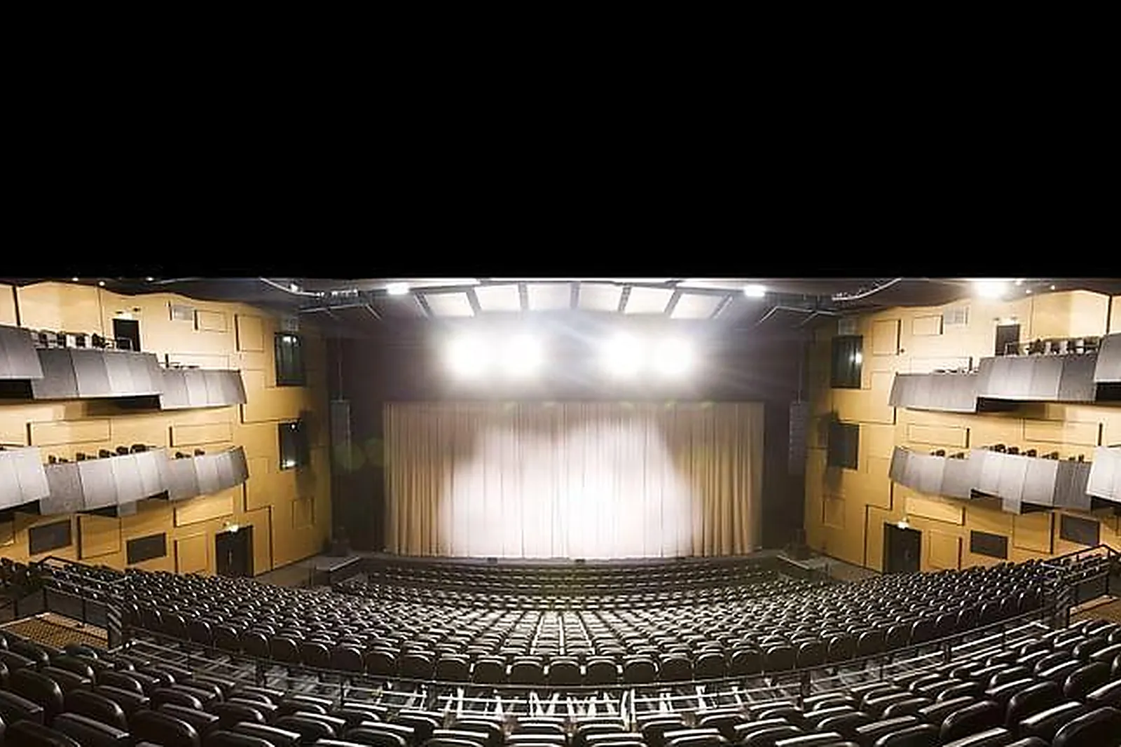 Lieux événementiels, SOFRADOM BLANCS MANTEAUX