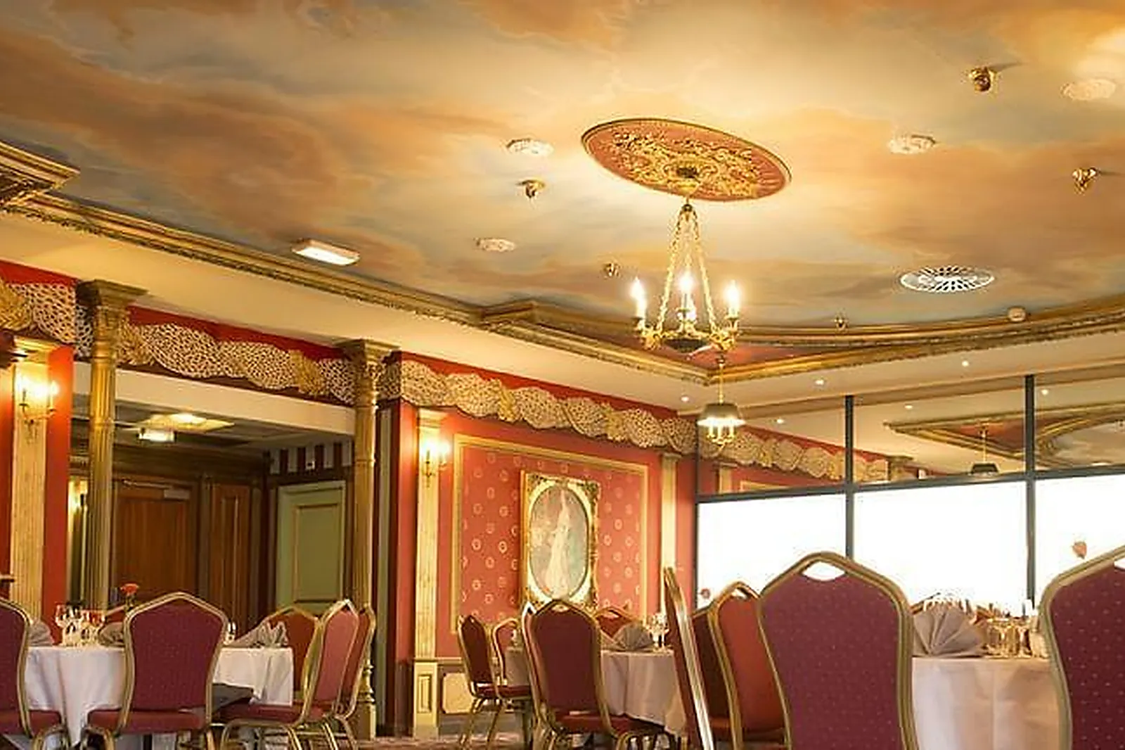 Lieux événementiels, CASINO - PLOMBIÈRES LES BAINS