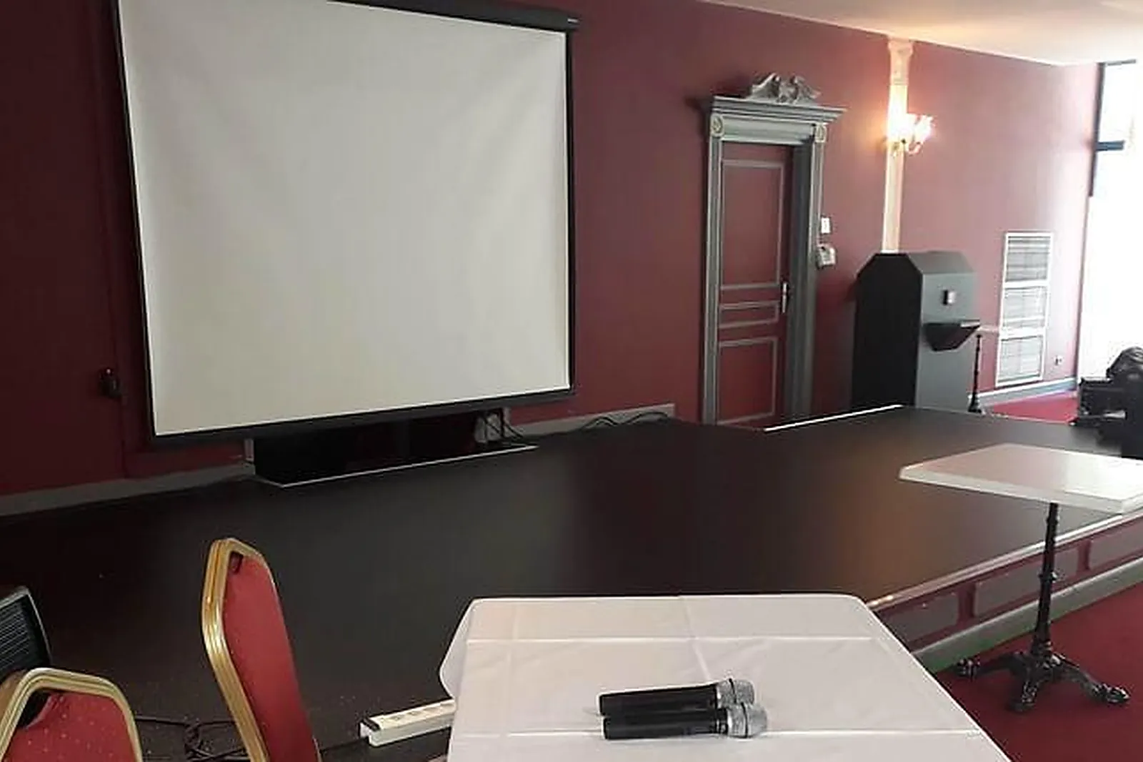 Lieux événementiels, CASINO - PLOMBIÈRES LES BAINS