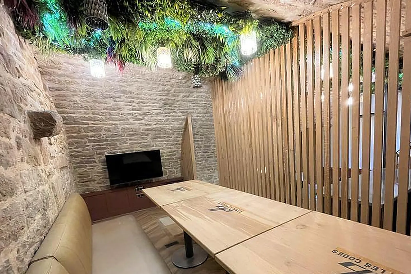 Lieux événementiels, CASSE LES CODES - ESPACE PARTAGÉ - DIJON CENTRE VILLE