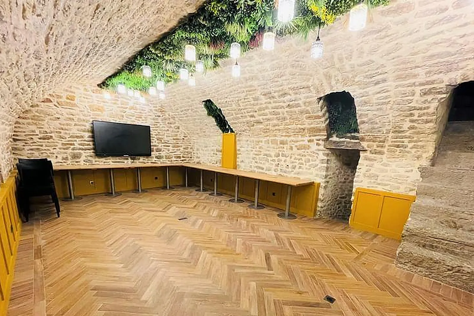 Lieux événementiels, CASSE LES CODES - ESPACE PARTAGÉ - DIJON CENTRE VILLE