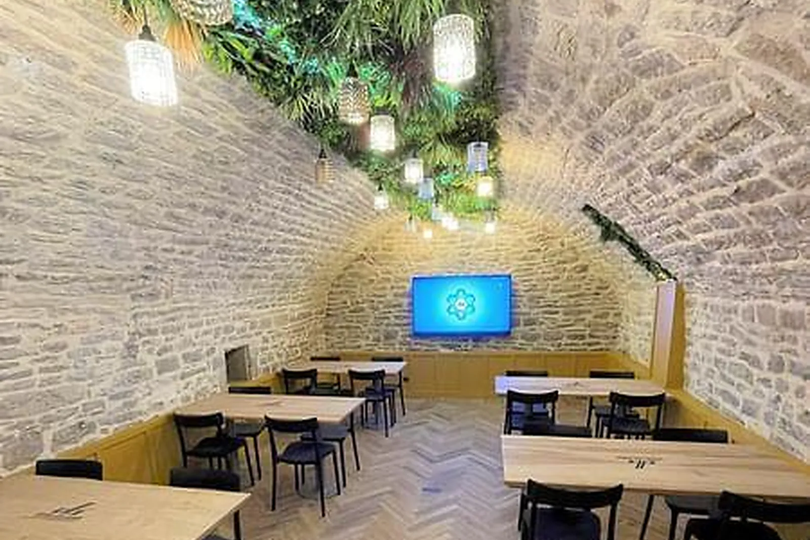 Lieux événementiels, CASSE LES CODES - ESPACE PARTAGÉ - DIJON CENTRE VILLE