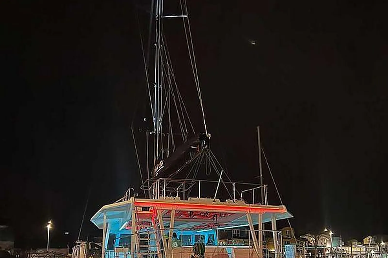 Lieux événementiels, CATAMARAN LUCILE EXPÉRIENCE