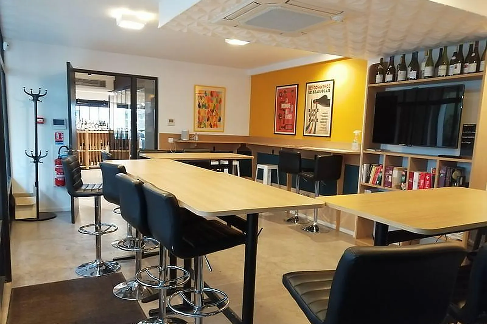 Lieux événementiels, CAVE LE VINGT-DEUX