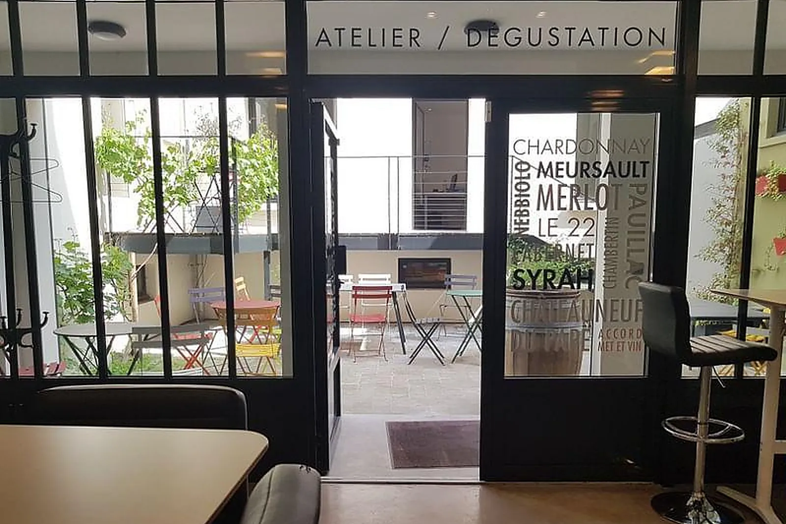 Lieux événementiels, CAVE LE VINGT-DEUX