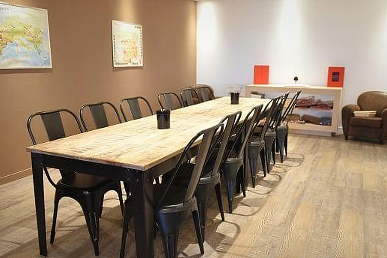 Lieux événementiels, CAVE CQFD