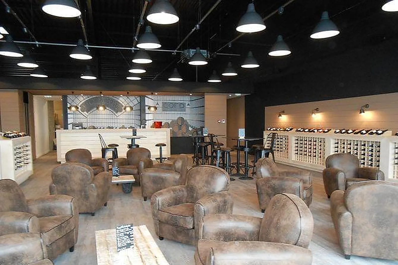 Lieux événementiels, CAVE CQFD