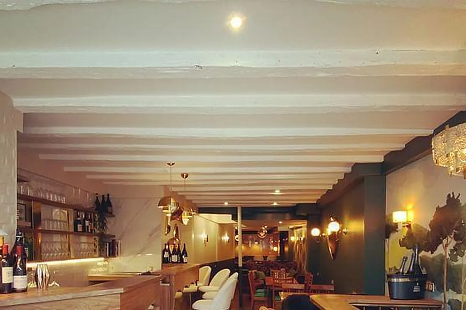 Lieux événementiels, CAVE À MANGER DANS LE 5EME