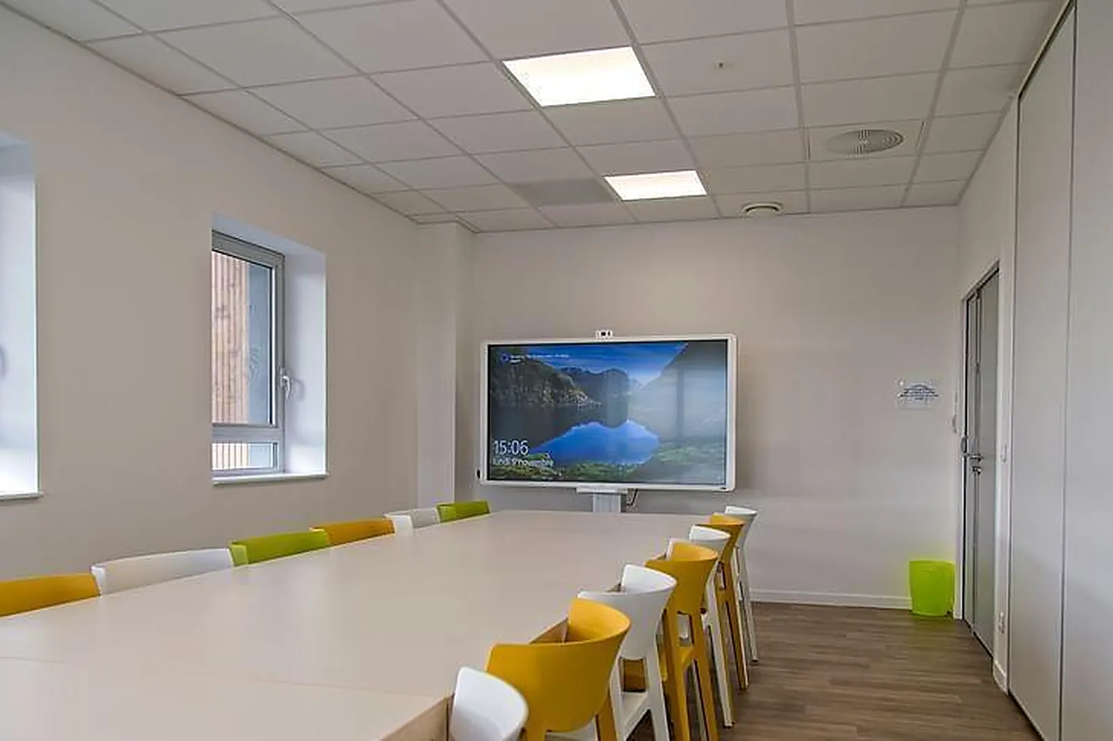 Lieux événementiels, CENTRE AFFAIRE ONE EYES