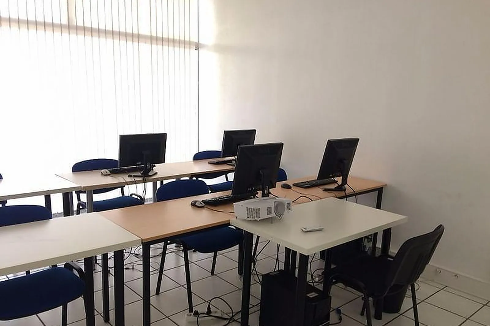 Lieux événementiels, CENTRE ARKESYS SAINT ETIENNE