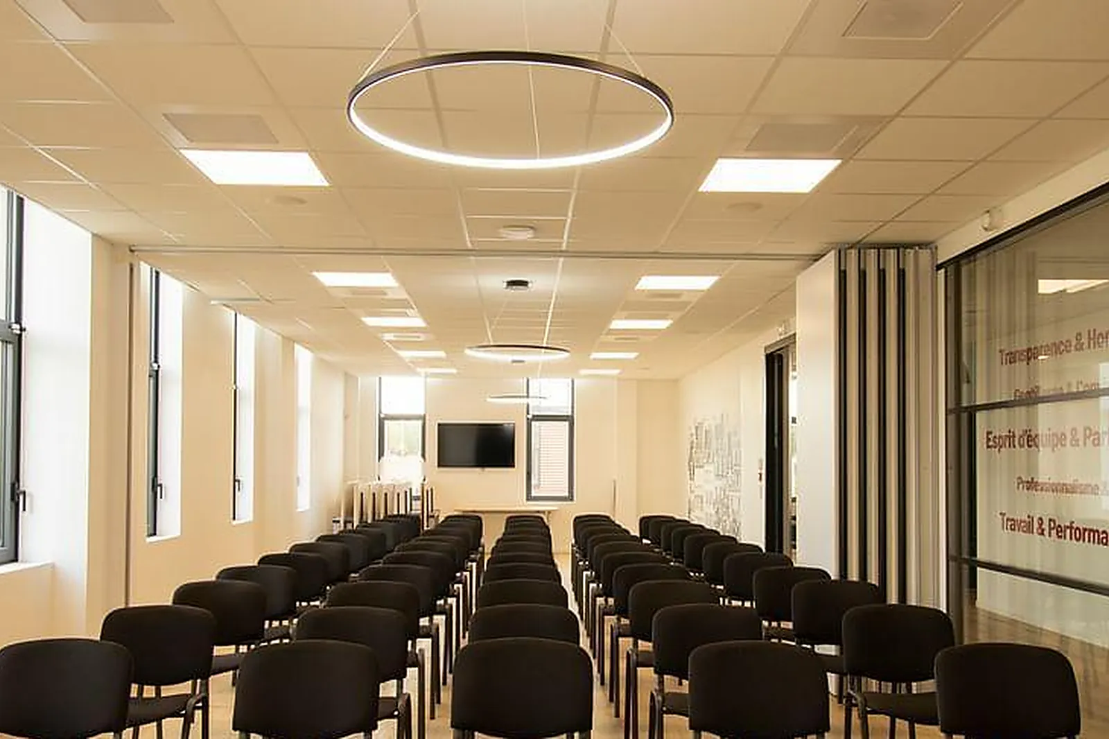 Lieux événementiels, CENTRE D'AFFAIRES KEYMEX EVIDENCE