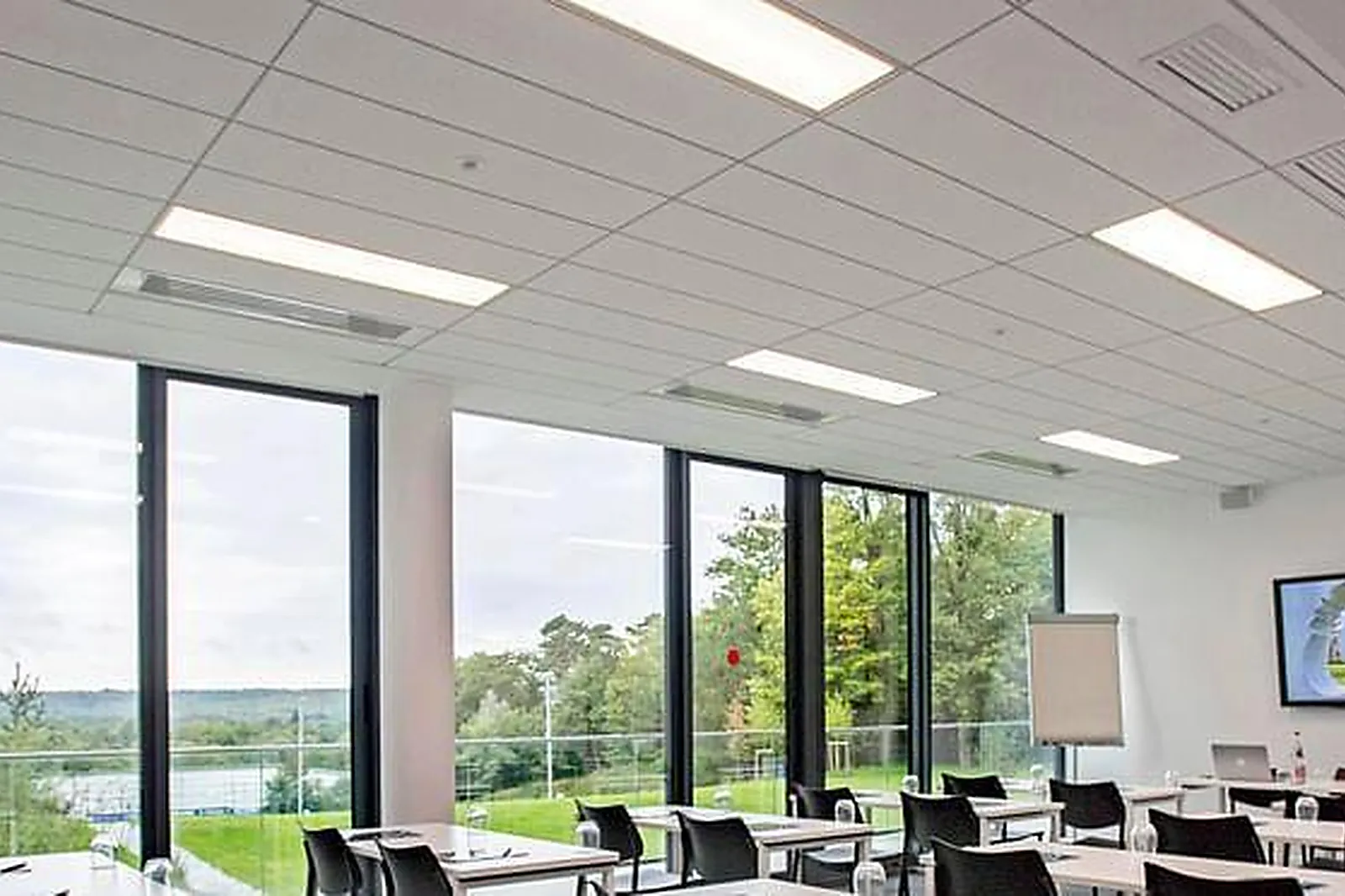 Lieux événementiels, CENTRE NATIONAL DU FOOTBALL - CLAIREFONTAINE-EN-YVELINES