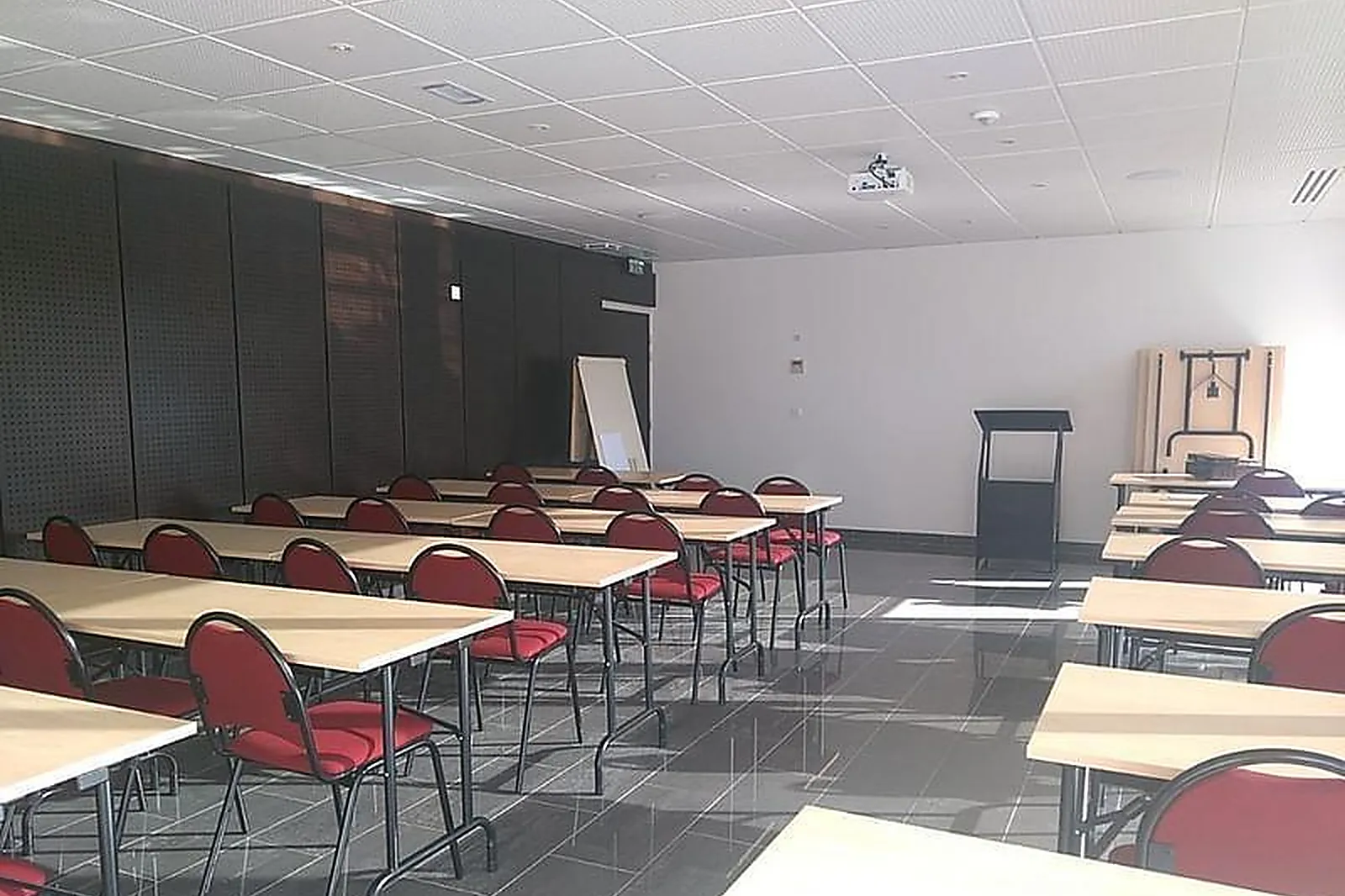 Lieux événementiels, CENTRE AR RUSKENN