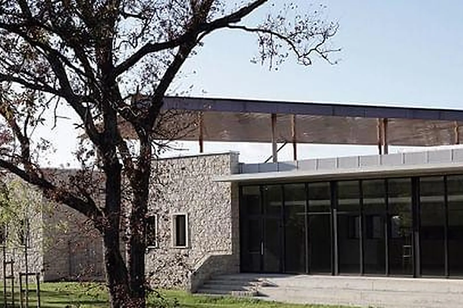 Lieux événementiels, CENTRE CULTUREL DE PORTICCIO AMPHITHÉÂTRE