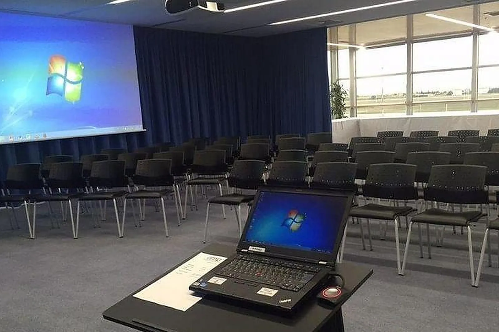 Lieux événementiels, CENTRE D'AFFAIRES AEROPORT MARSEILLE PROVENCE