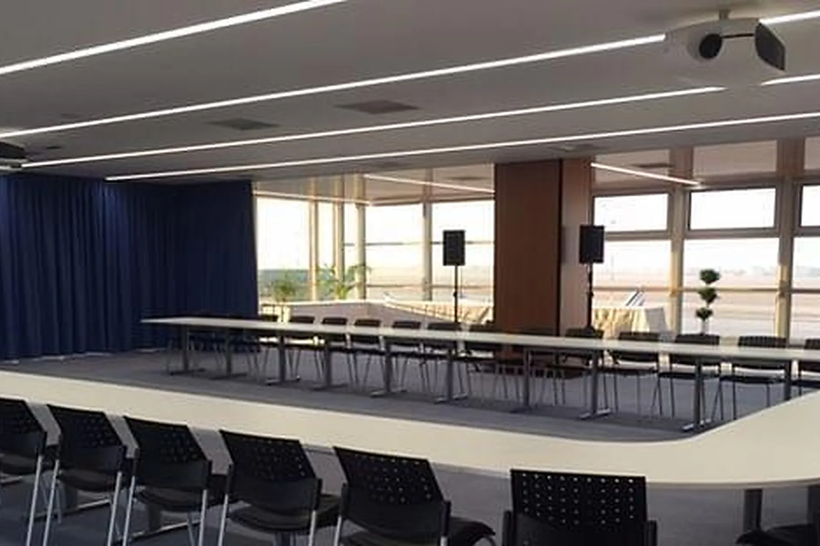 Lieux événementiels, CENTRE D'AFFAIRES AEROPORT MARSEILLE PROVENCE