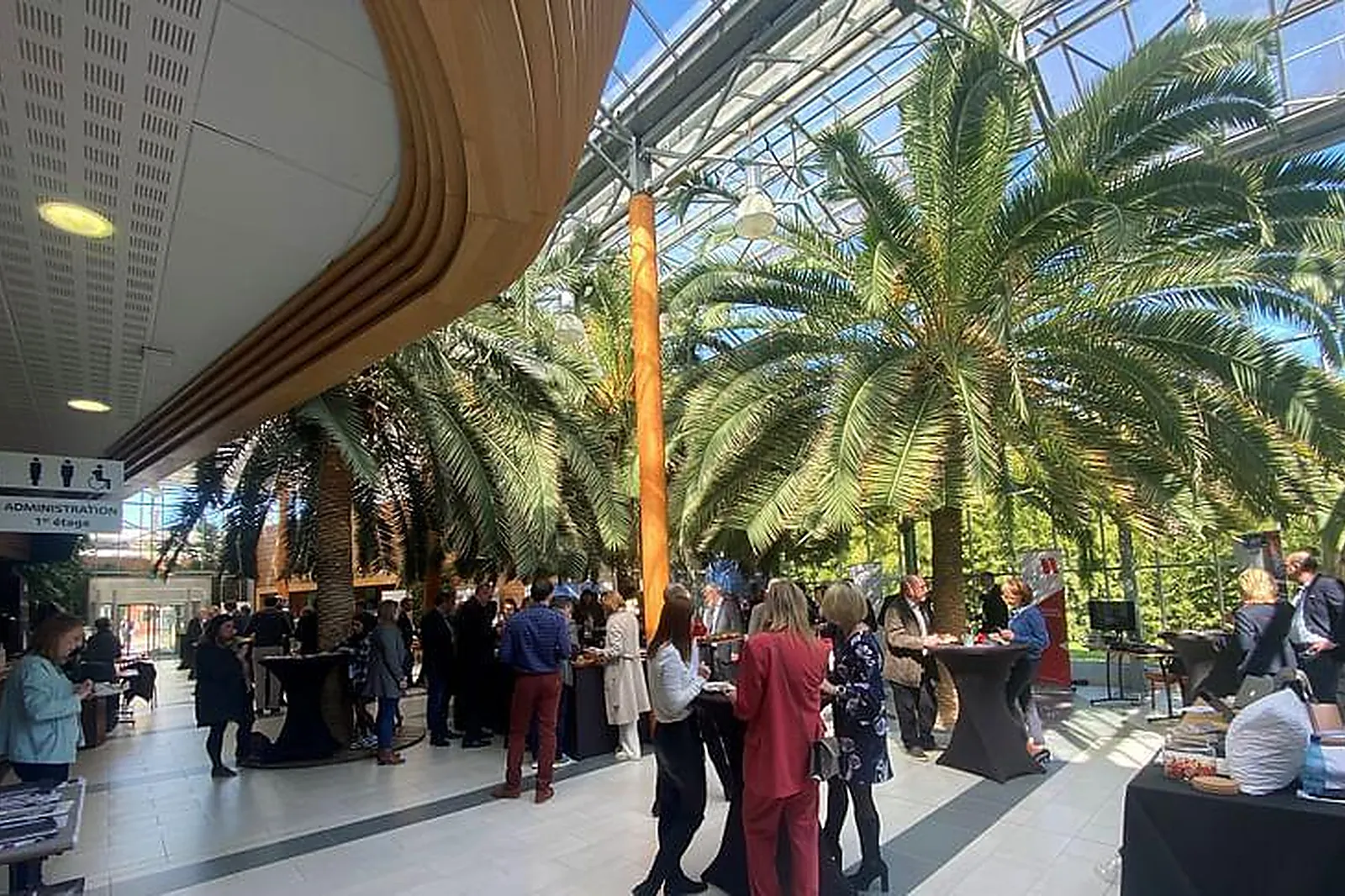 Lieux événementiels, CENTRE D'AFFAIRES TERRA BOTANICA