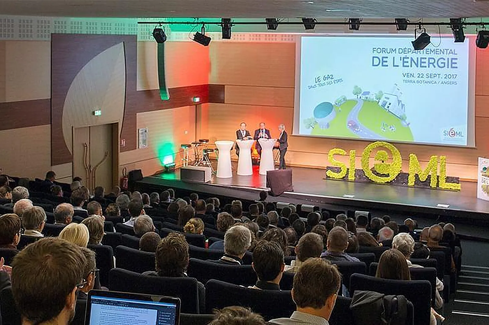 Lieux événementiels, CENTRE D'AFFAIRES TERRA BOTANICA