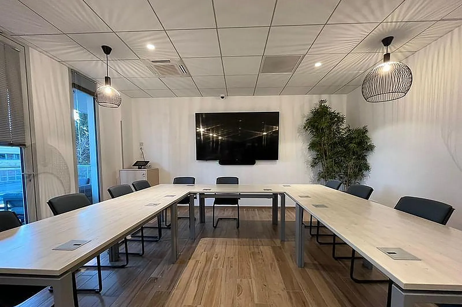 Lieux événementiels, CENTRE D'AFFAIRES LYON MONTS D'OR