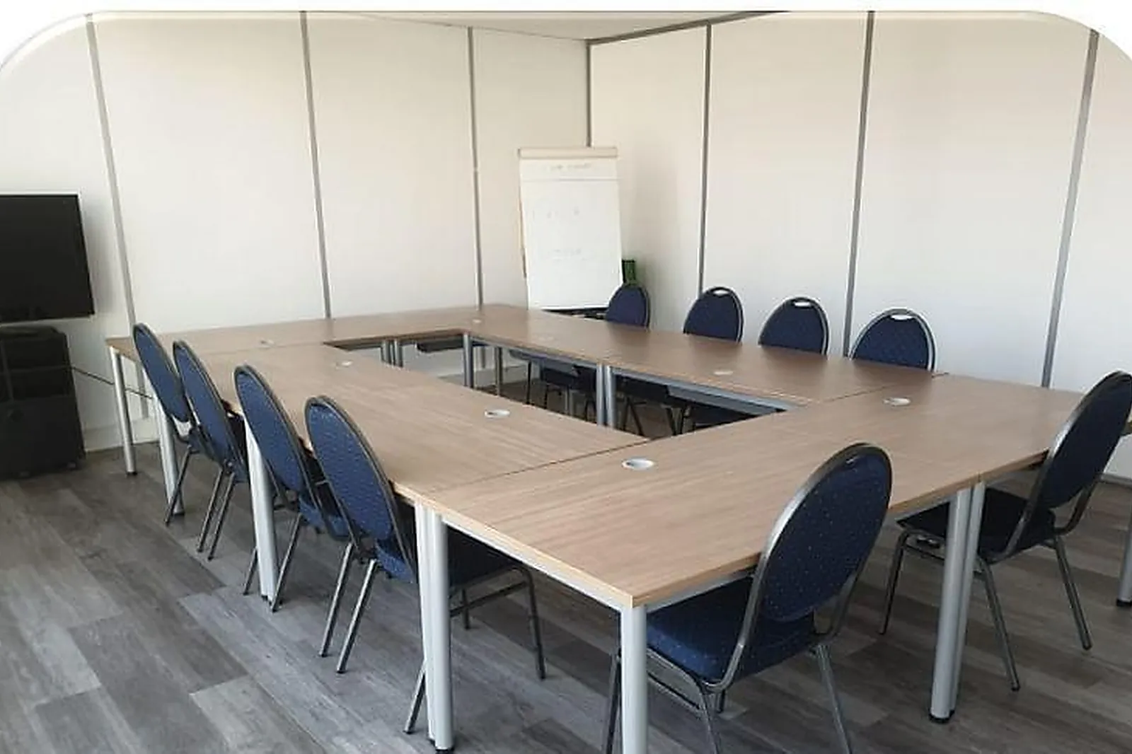 Lieux événementiels, CENTRE D'AFFAIRES ORIS CA