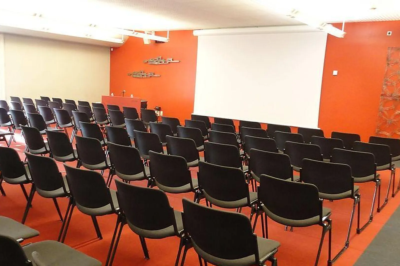 Lieux événementiels, CENTRE DE CONGRÈS ET D'EXPOSITION DIAGORA