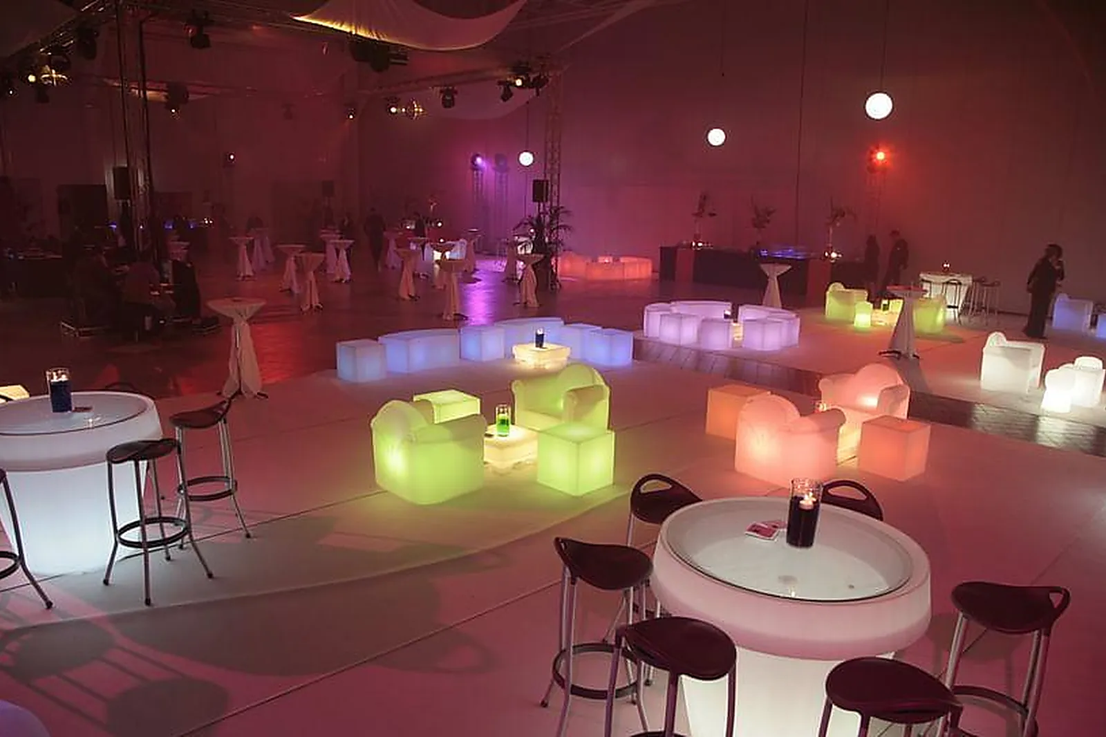 Lieux événementiels, CENTRE DE CONGRÈS ET D'EXPOSITION DIAGORA