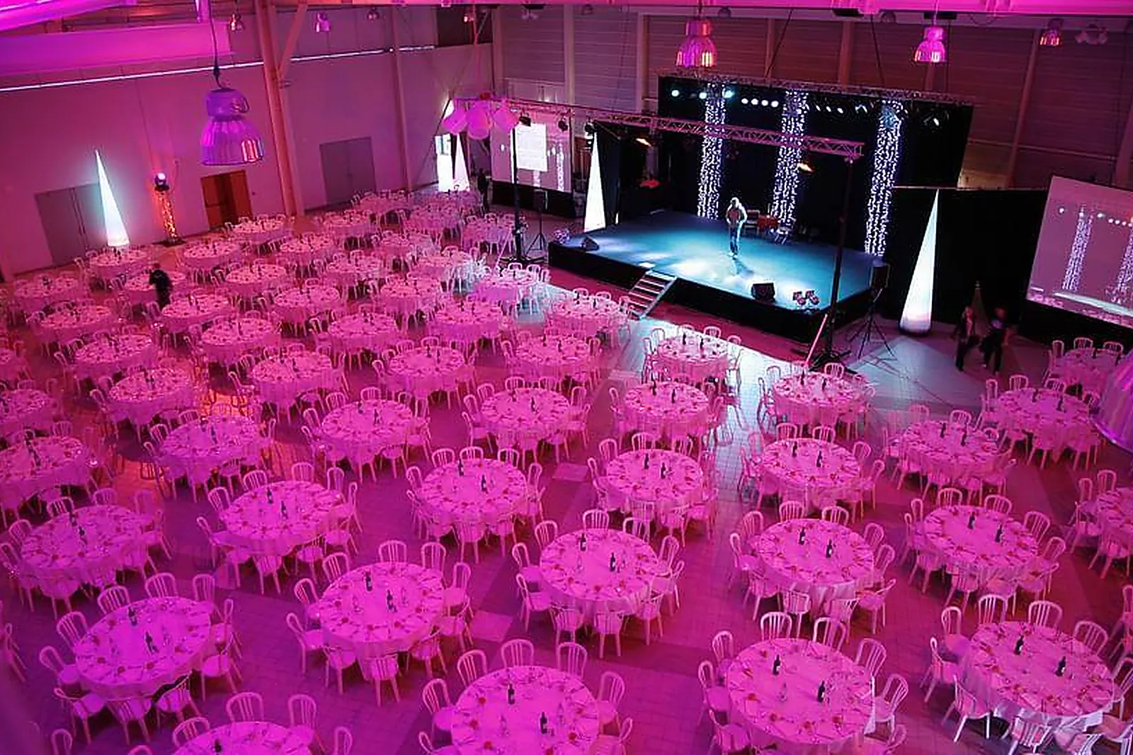 Lieux événementiels, CENTRE DE CONGRÈS ET D'EXPOSITION DIAGORA