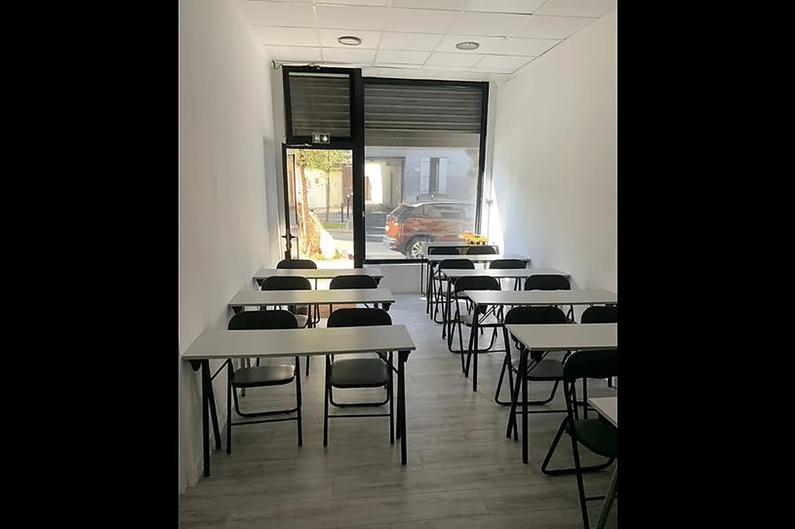 Lieux événementiels, ESPACE THAU ADMIN