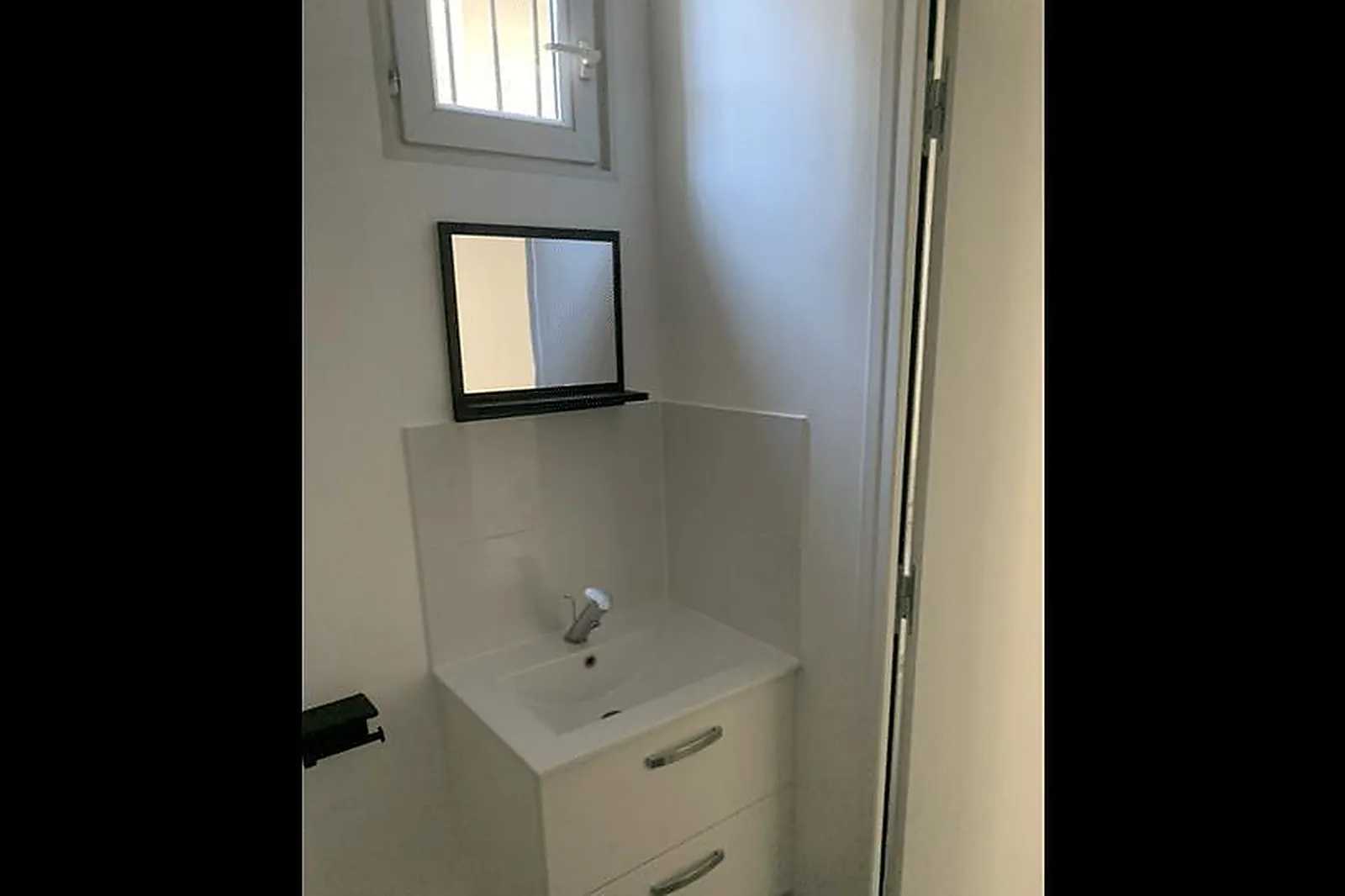 Lieux événementiels, ESPACE THAU ADMIN