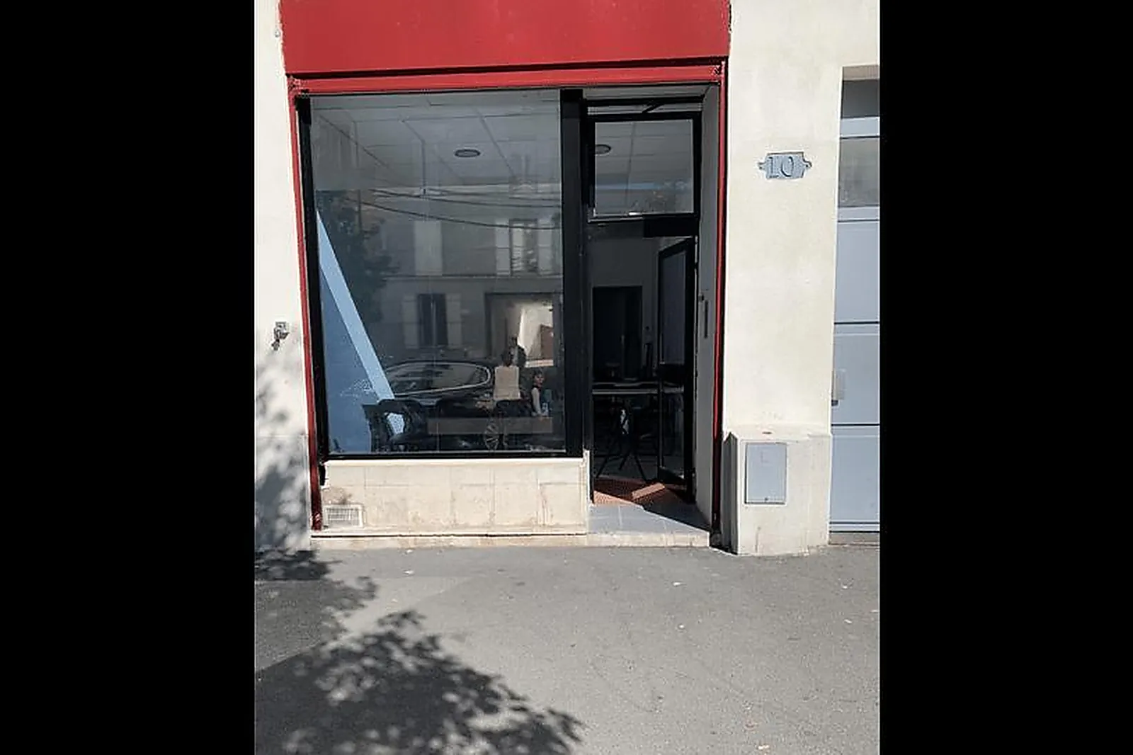 Lieux événementiels, ESPACE THAU ADMIN