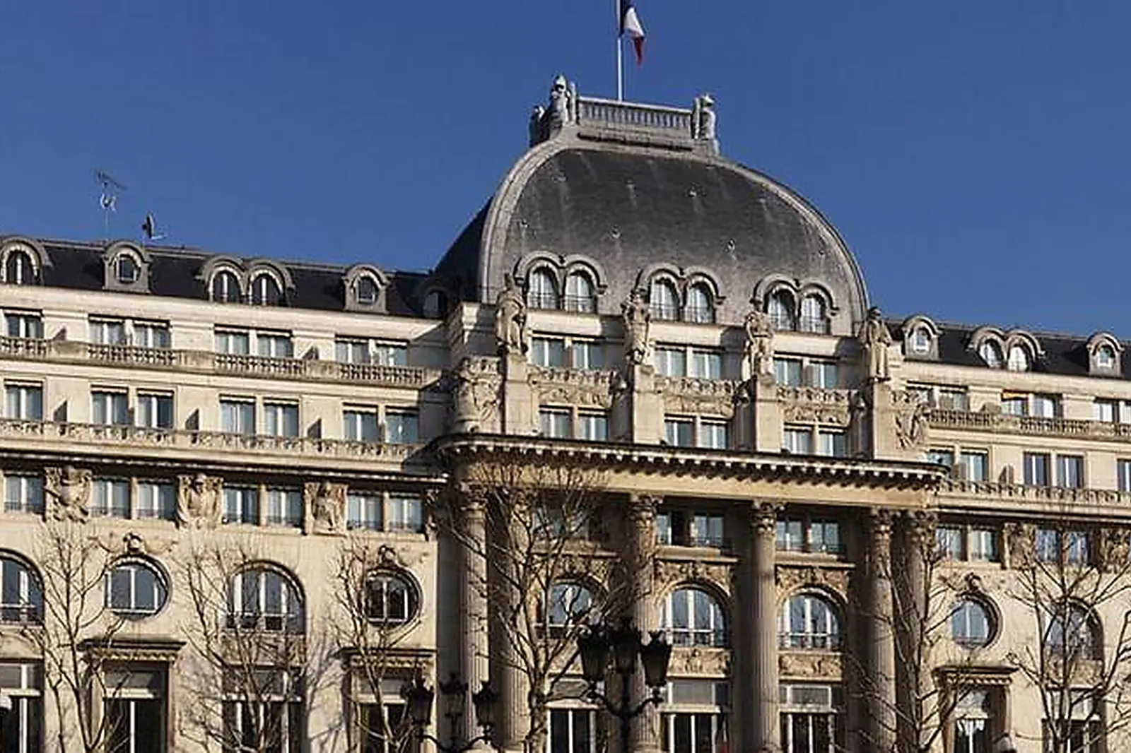 Lieux événementiels, CERCLE NATIONAL DES ARMÉES