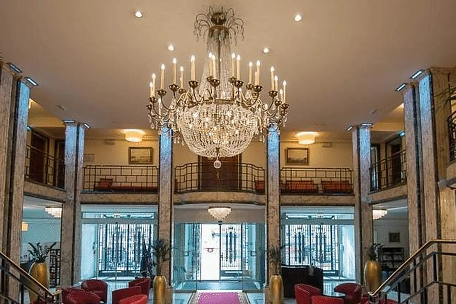 Lieux événementiels, CERCLE NATIONAL DES ARMÉES