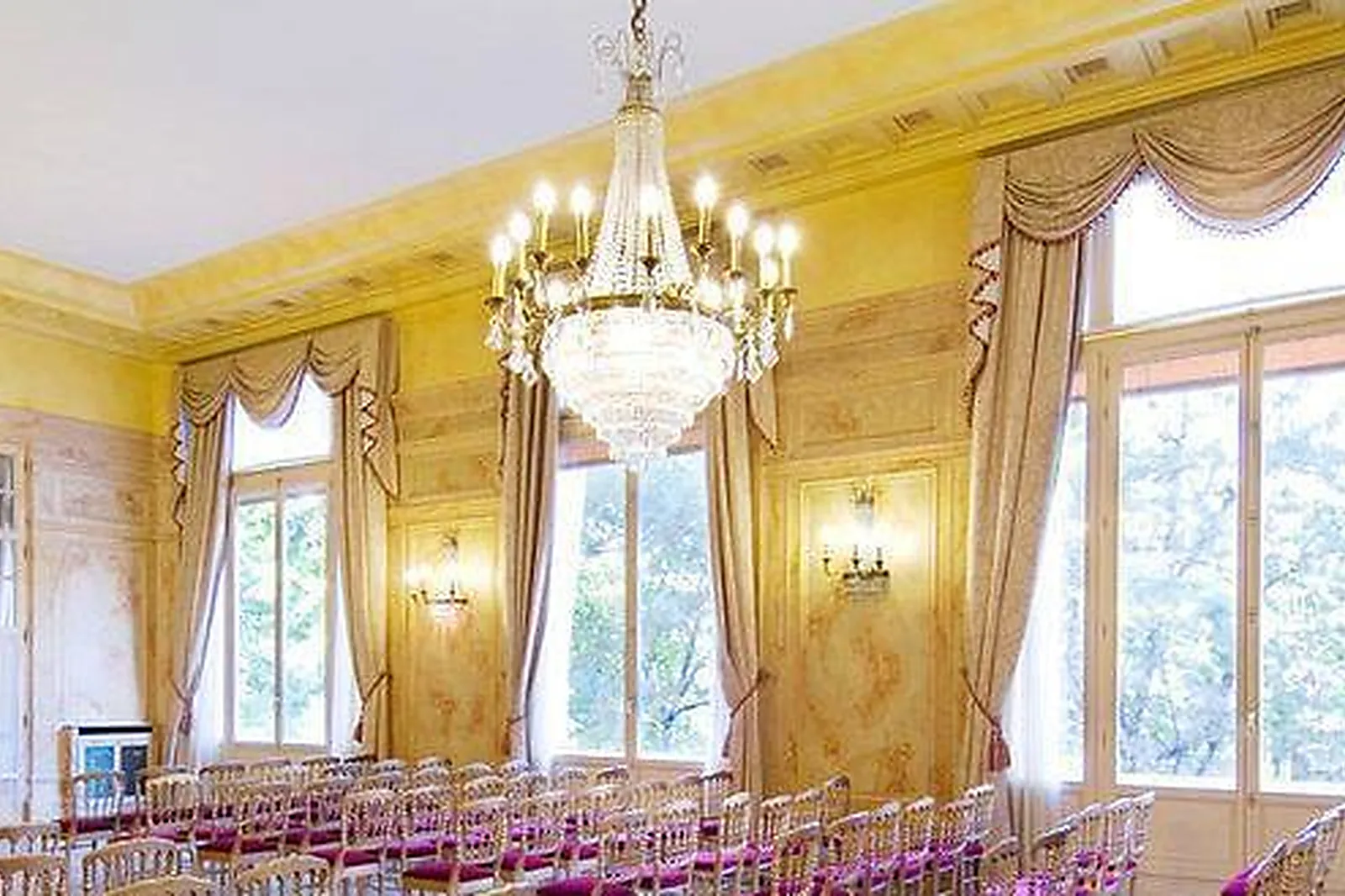 Lieux événementiels, CERCLE NATIONAL DES ARMÉES