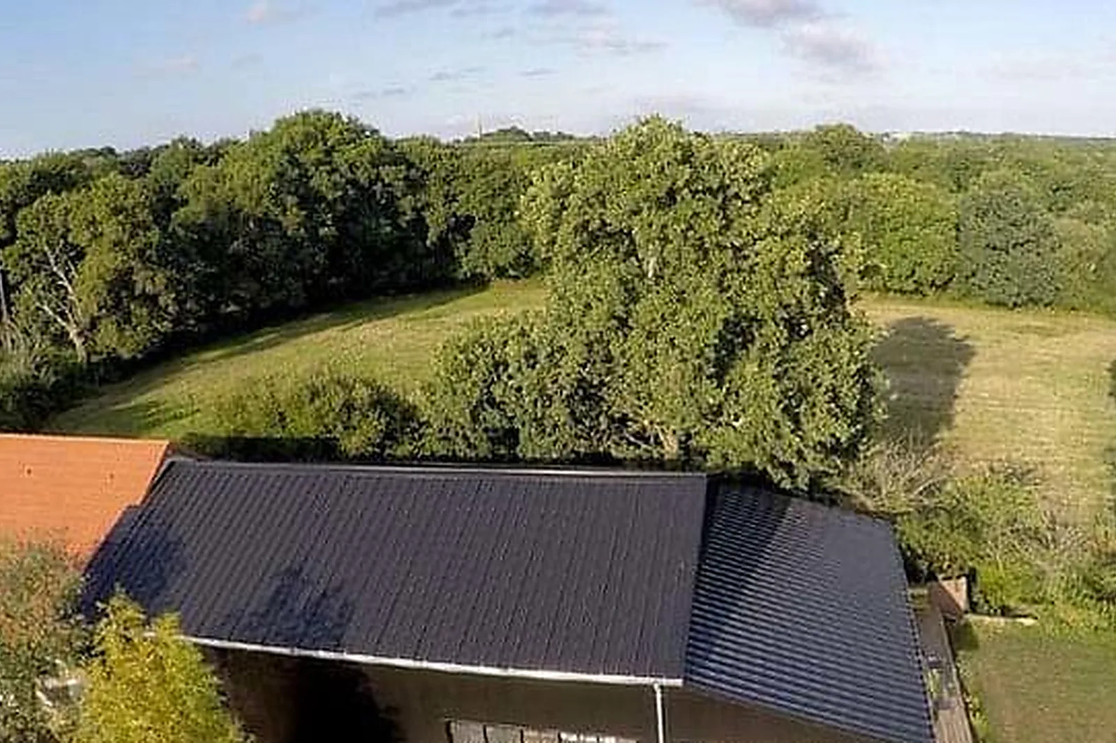 Lieux événementiels, C'EST ICI